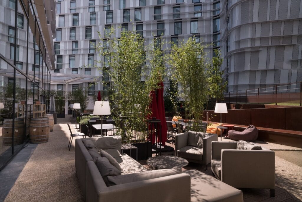 Pullman Paris Roissy - patio exterrieur